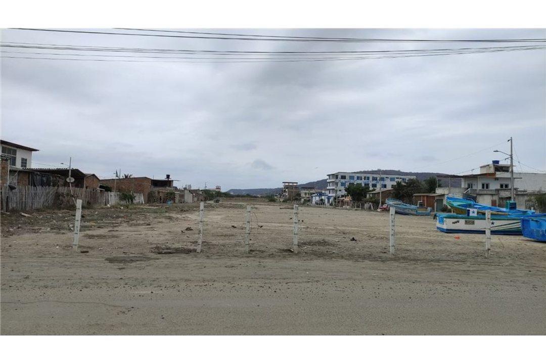 Terreno de Venta Frente Al Mar en Crucita Manabí, Manabí — imagen 3