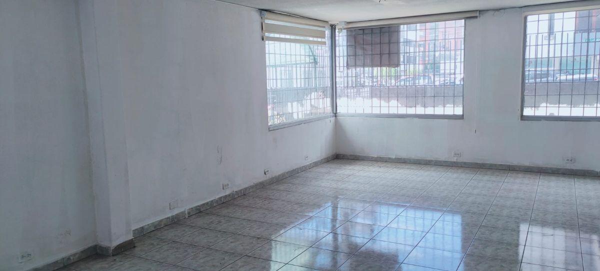 Oportunidad Venta Local Esquinero Sector La Colon — imagen 6