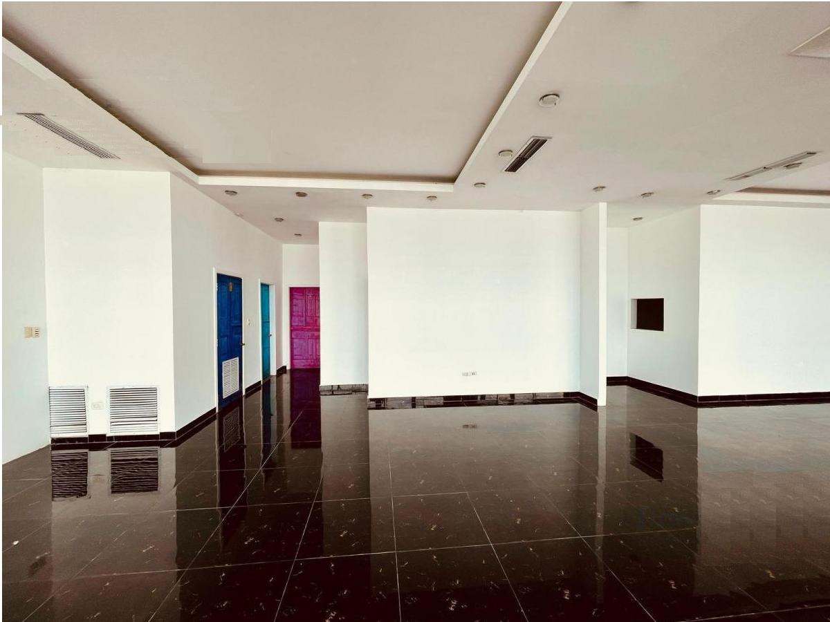 Alquiler o Venta de Local Comercial Frente Al Río y Malecón, Puerto Santa Ana – Guayaquil, Guayas — imagen 5