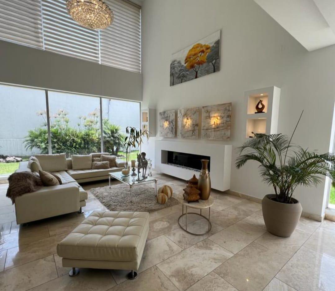 Hermosa Casa en Venta o Renta Sector Hilacril - Tumbaco. Provincia de Pichincha — imagen 10