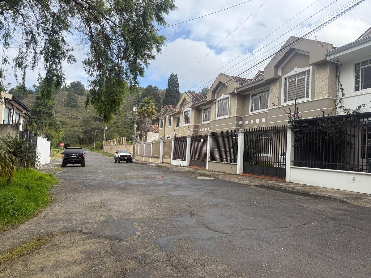 Terreno en Venta Loja Urbanización Rodríguez Witt — imagen 4