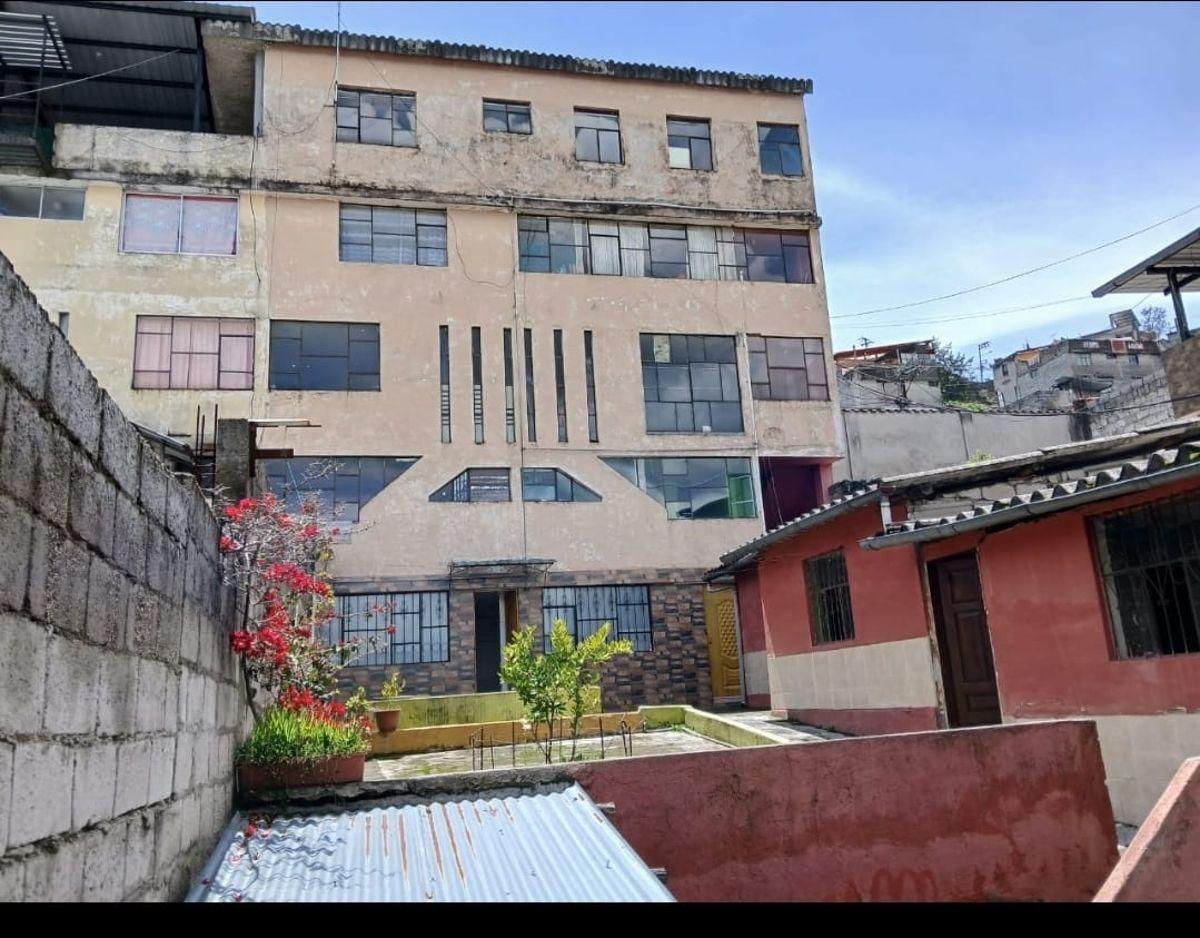 Casa de 306 m² con 12 Habitaciones en Venta en El Sur de Quito — imagen 10