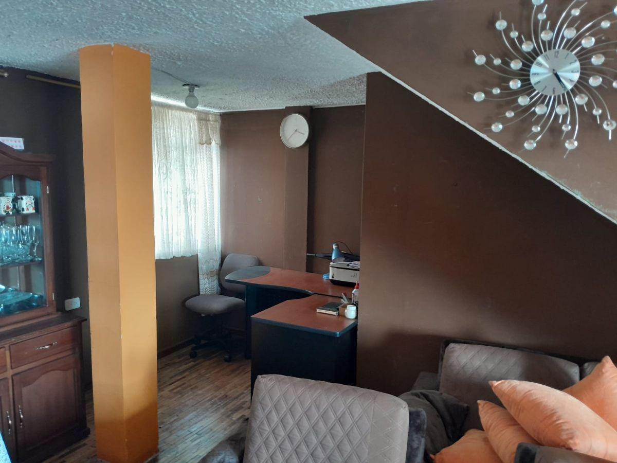 Casa de 306 m² con 12 Habitaciones en Venta en El Sur de Quito — imagen 4