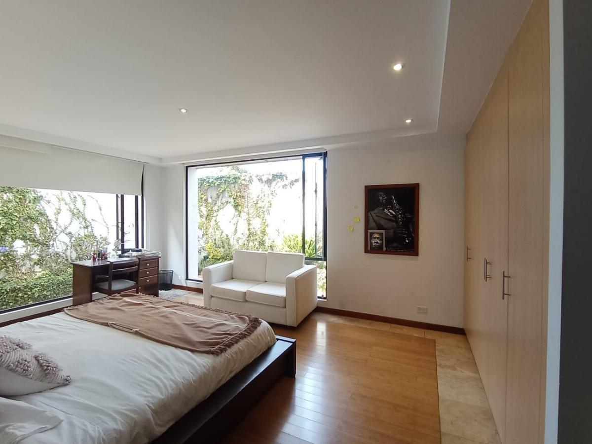 Venta Amplio Departamento con Patio Ubicado en Quito Tenis — imagen 7