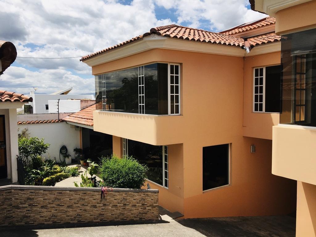 Venta Casas Gemelas en Jacaranda Cumbaya — imagen 8