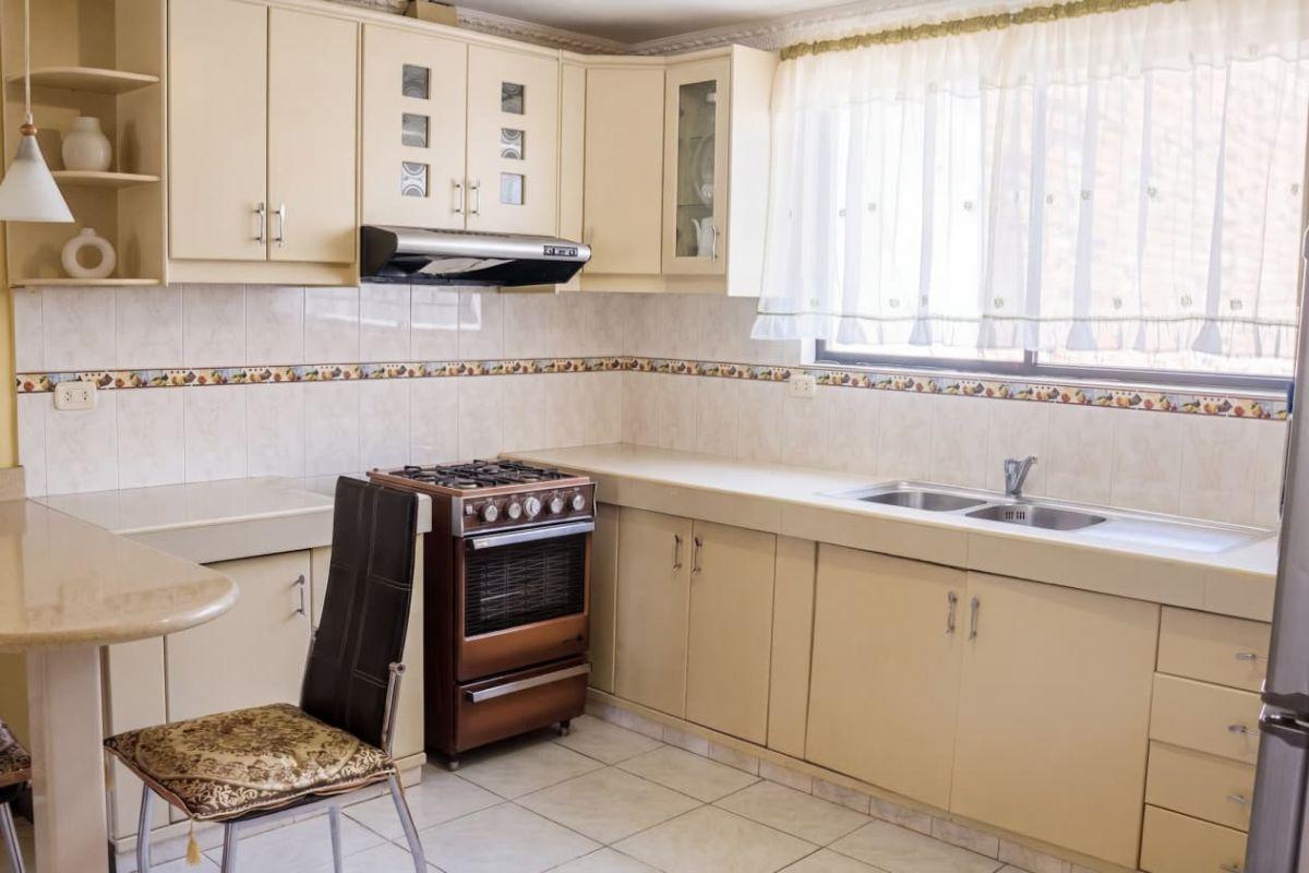 Departamento en Venta, Sector Cañaribamba, Azuay — imagen 6