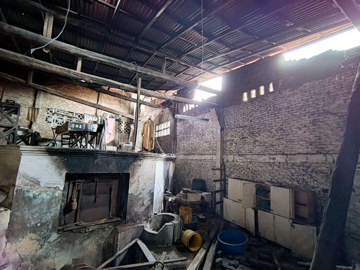 Terreno en Venta con Casa Antigüa Para Inversión - Calle Maldonado y La 17, Guayaquil, Guayas — imagen 2