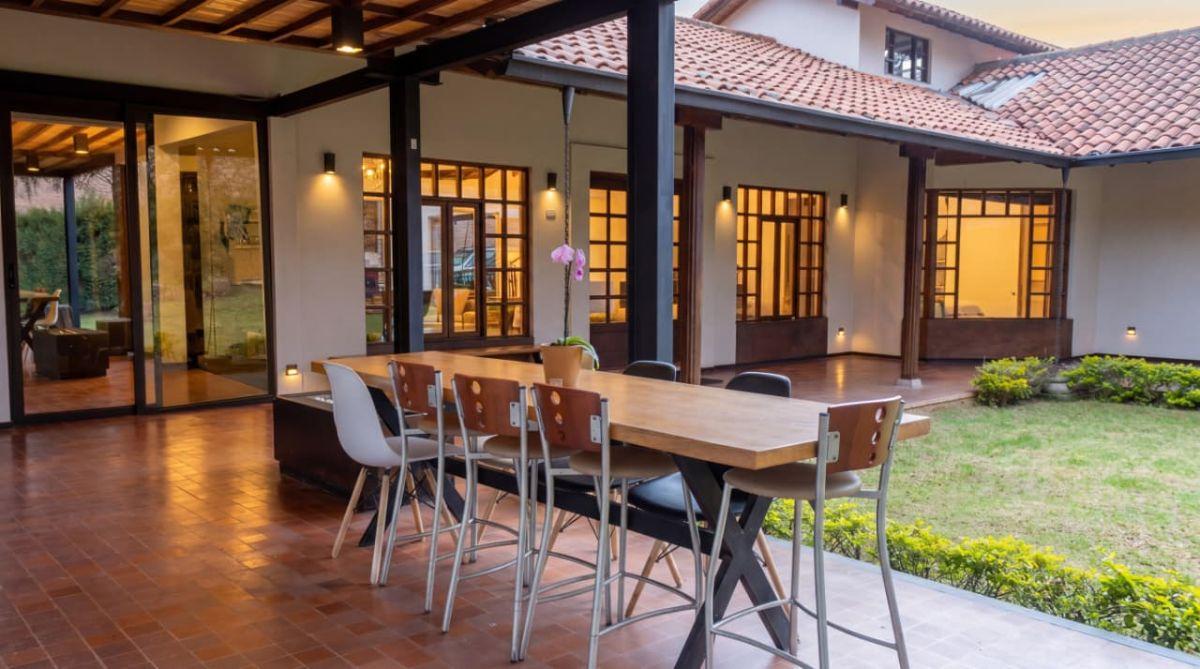 Casa de Lujo en Venta, Sector Yanuncay, Azuay — imagen 10