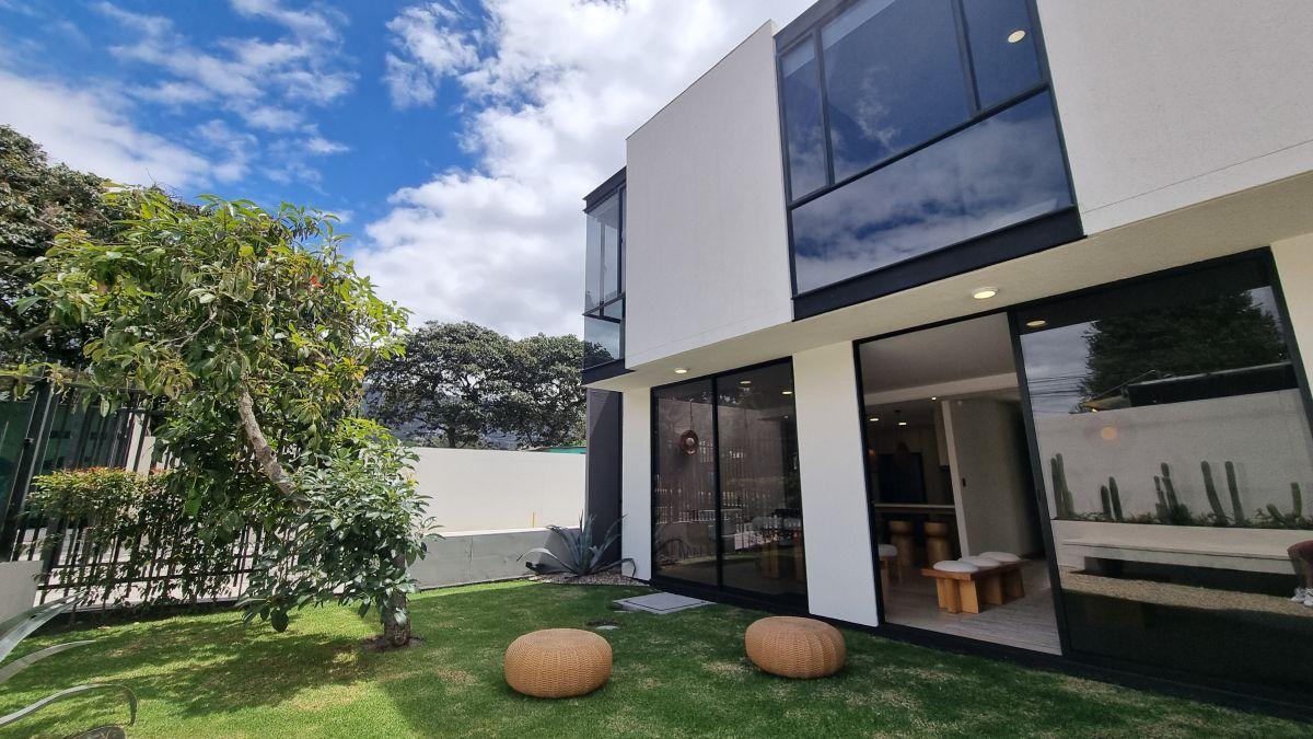 Casa en Venta Nueva por Estrenar San Patricio Cumbayá — imagen 3