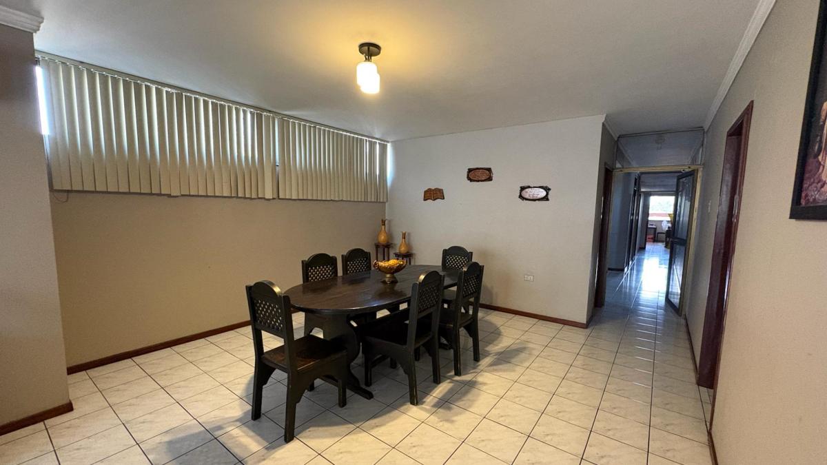 Amplio Departamento en Venta, Ceibos, Guayas — imagen 6