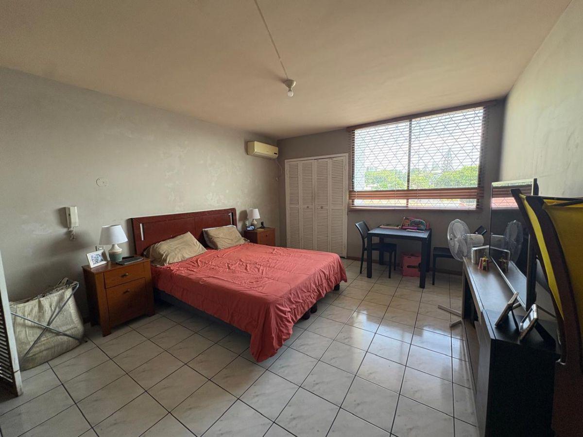 Amplio Departamento en Venta, Ceibos, Guayas — imagen 5