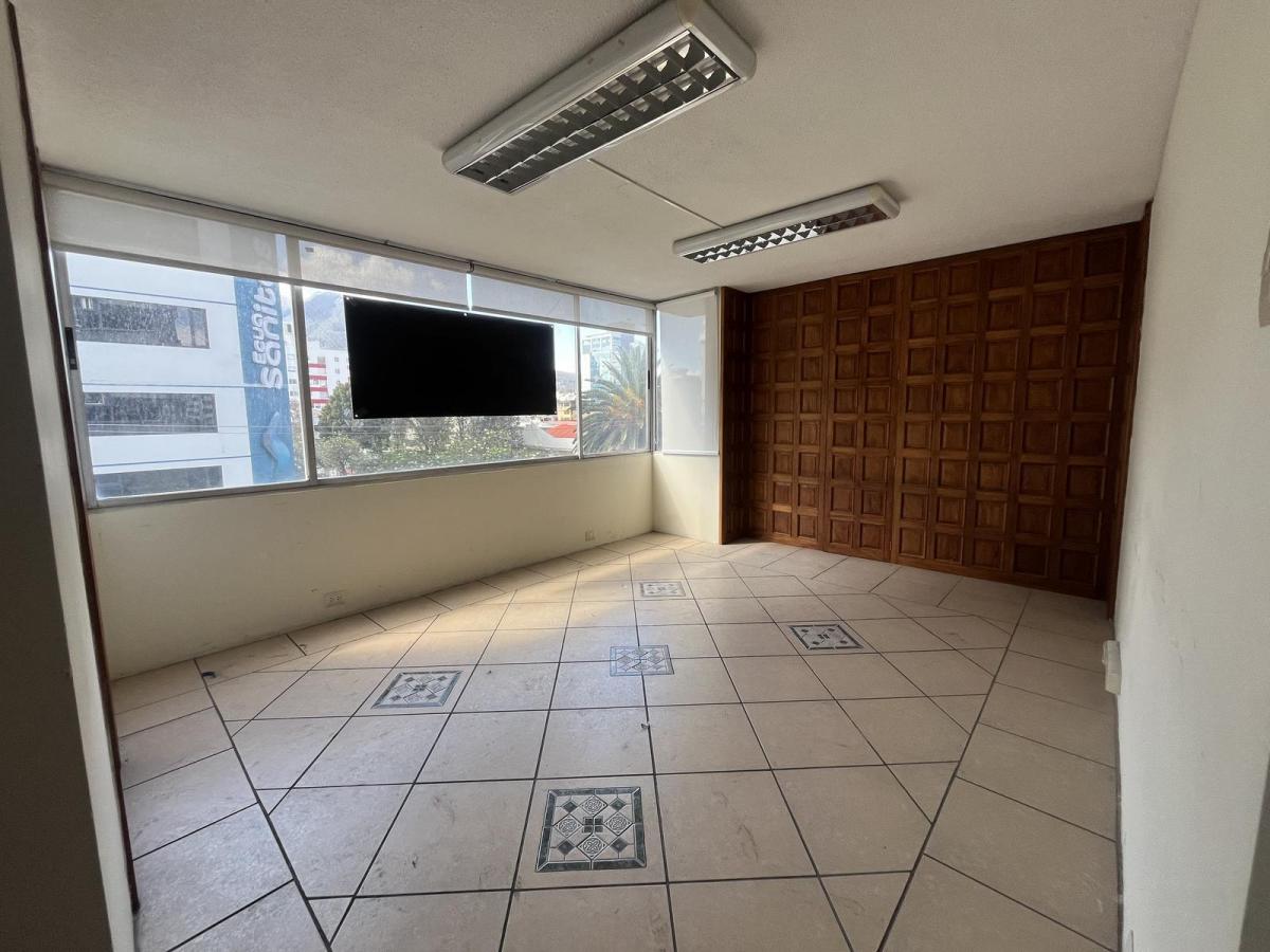 Oc - Sector La Colón, en Venta y Renta Oficina de 161 m², con Balcón — imagen 5