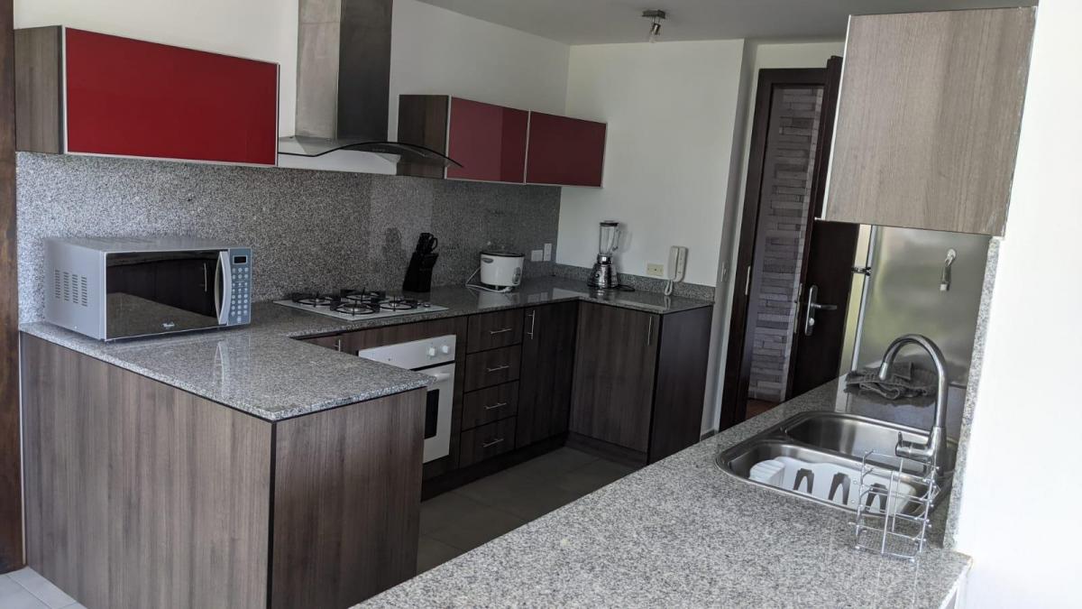 Vendo Hermoso Dep 3 Dorm. con Balcón. Provincia de Pichincha — imagen 6
