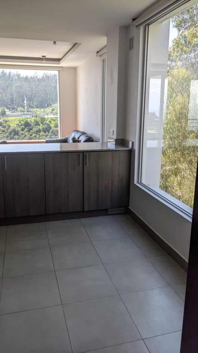 Vendo Hermoso Dep 3 Dorm. con Balcón. Provincia de Pichincha — imagen 5