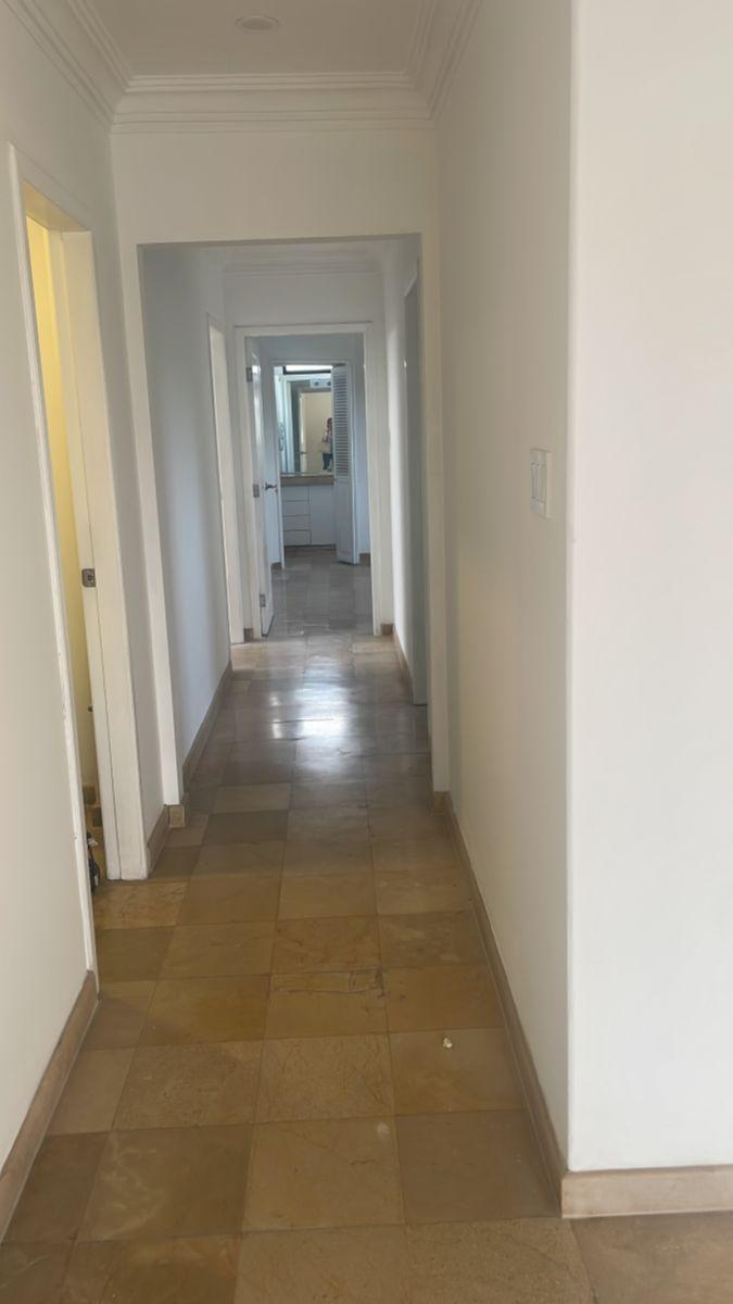 Departamento de 3 Dorm., Terraza Privada, en Venta en Samborondón, Guayas — imagen 8