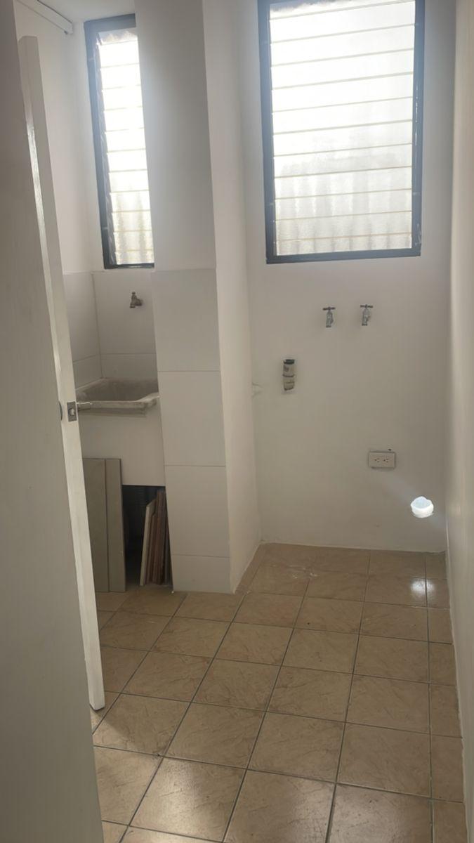 Departamento de 3 Dorm., Terraza Privada, en Venta en Samborondón, Guayas — imagen 7