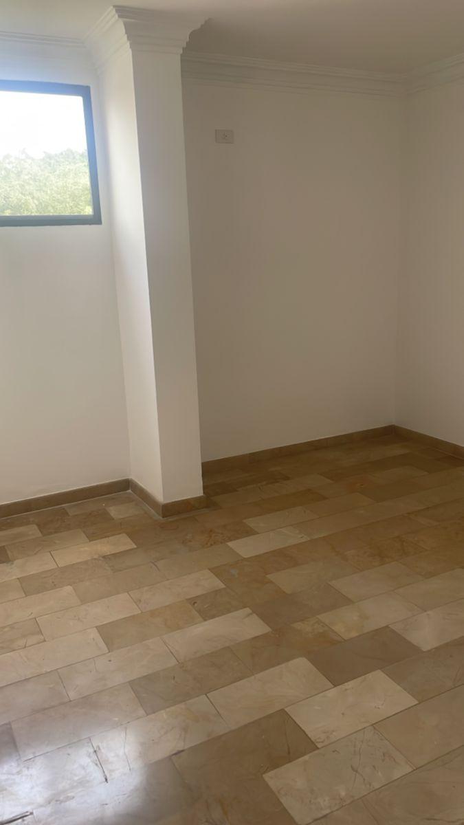 Departamento de 3 Dorm., Terraza Privada, en Venta en Samborondón, Guayas — imagen 6
