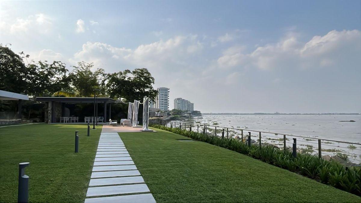 Departamento en Venta 224 m² - Edif. Pacífica 2000 - Vía a Samborondón Km 4.5, Guayas — imagen 2