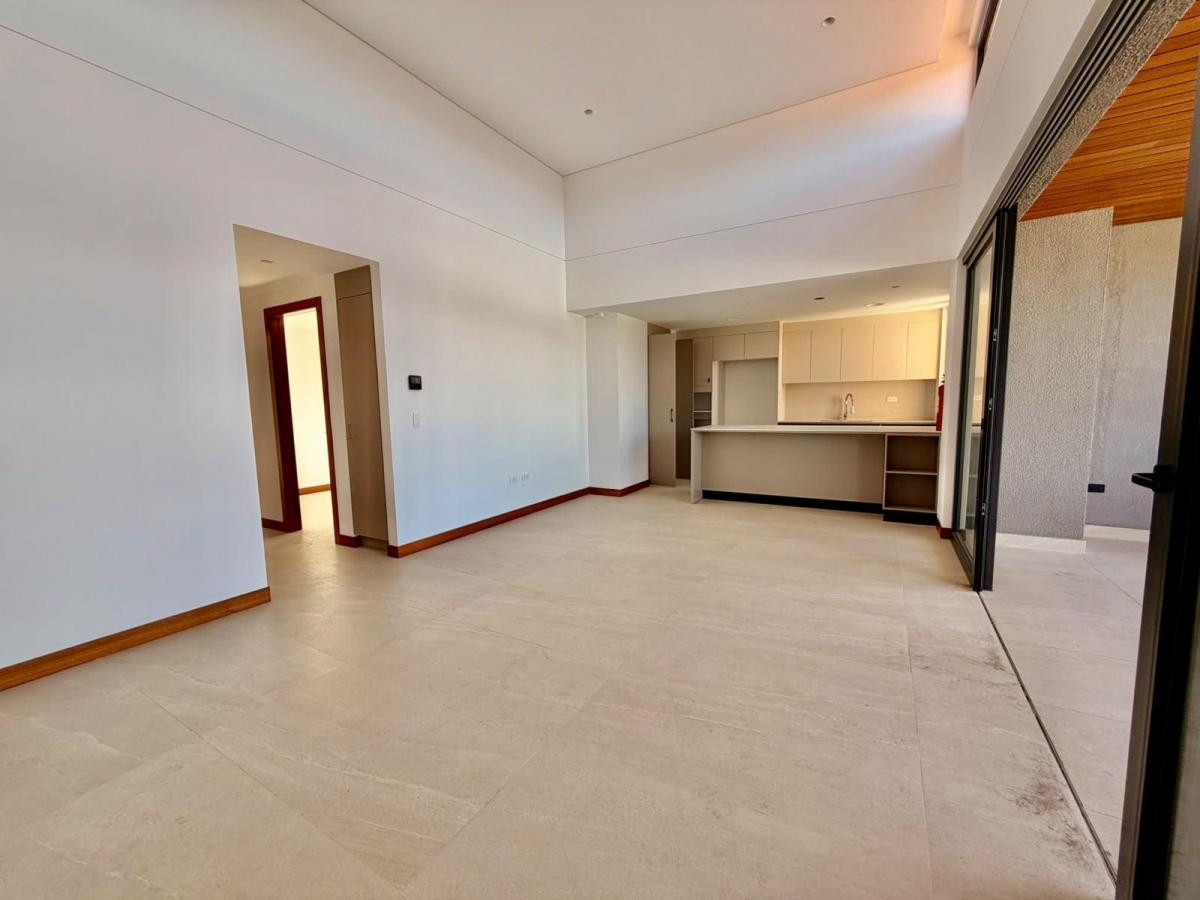 Venta Departamento 2 Dorm. con Terraza Amplia a 5 Minutos del Scala Cumbaya — imagen 5