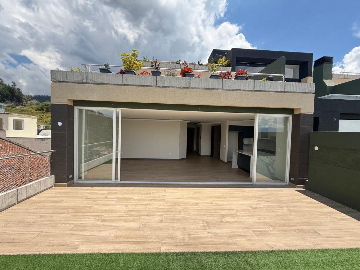 Departamento de 101 m² con 2 Habitaciones en Venta en Tumbaco — imagen 9