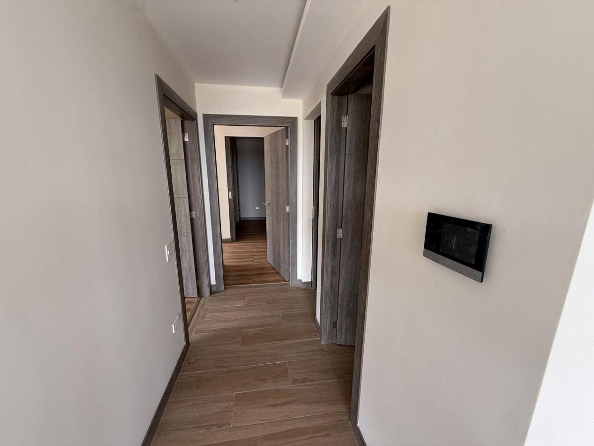 Departamento de 101 m² con 2 Habitaciones en Venta en Tumbaco — imagen 4