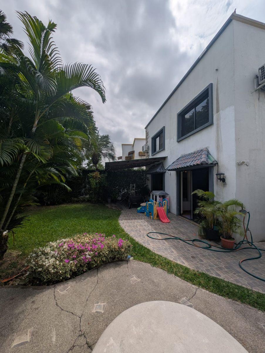 Linda Casa en Venta Zona Uees Urbanizacion Privada Samborondon, Guayas — imagen 6