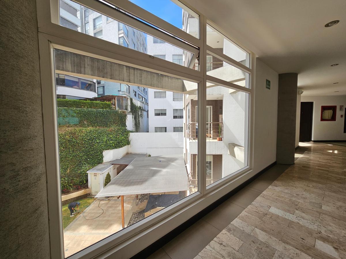 Vendo Departamento, Sector Gonzalez Suarez / Bosmediano — imagen 9