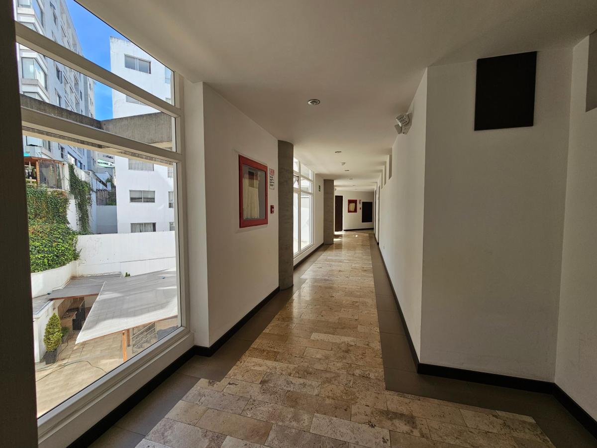 Vendo Departamento, Sector Gonzalez Suarez / Bosmediano — imagen 8