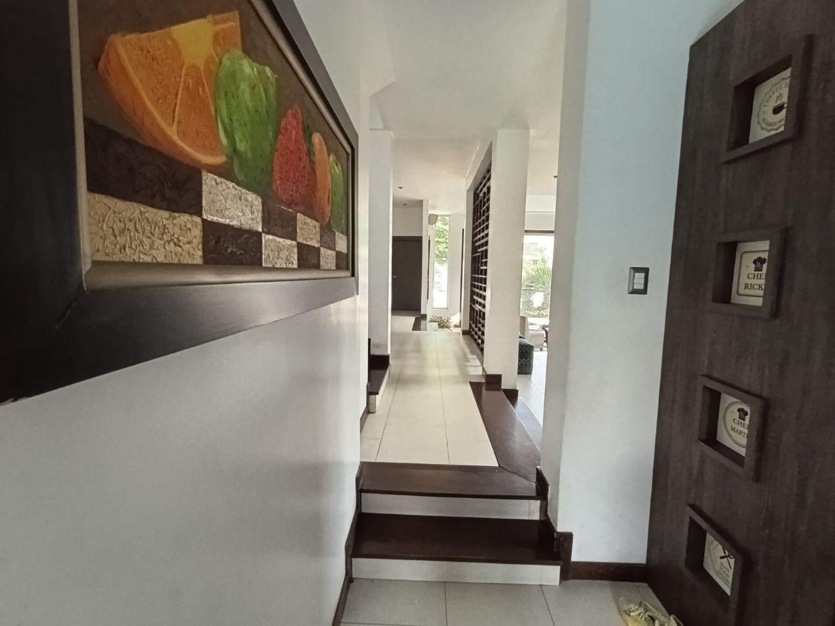 Casa en Venta Laguna Dorada Samborondon. F. Brito, Guayas — imagen 3