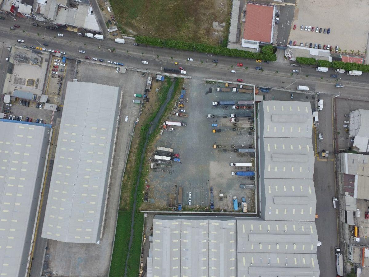 Terreno Exclusivo Industrial en Venta en El Km 8 Vía a Daule, Guayas — imagen 2