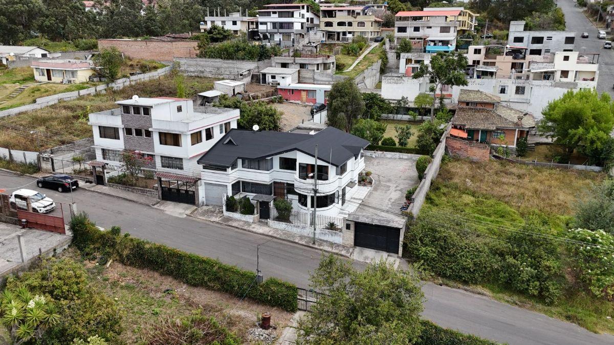 Casa Independiente en Venta Puente 2 Valle 466 m² — imagen 8