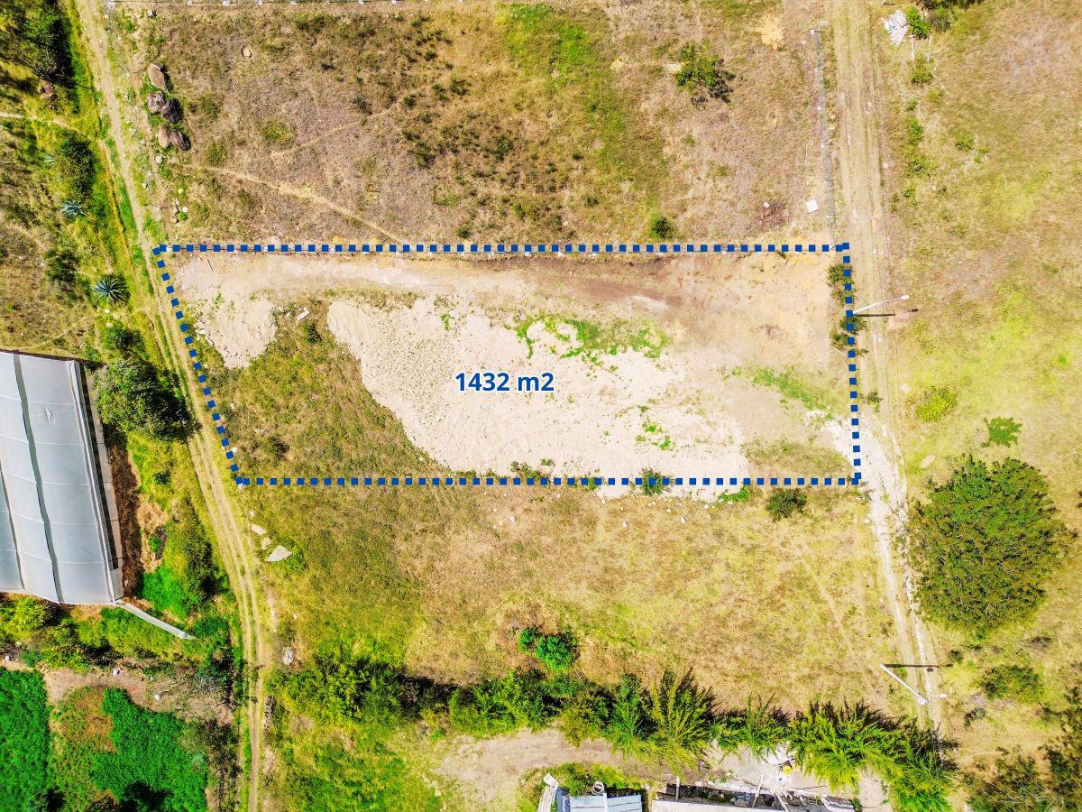 En Venta Terreno de 1432 m² en Chicti, Paute, Azuay — imagen 10