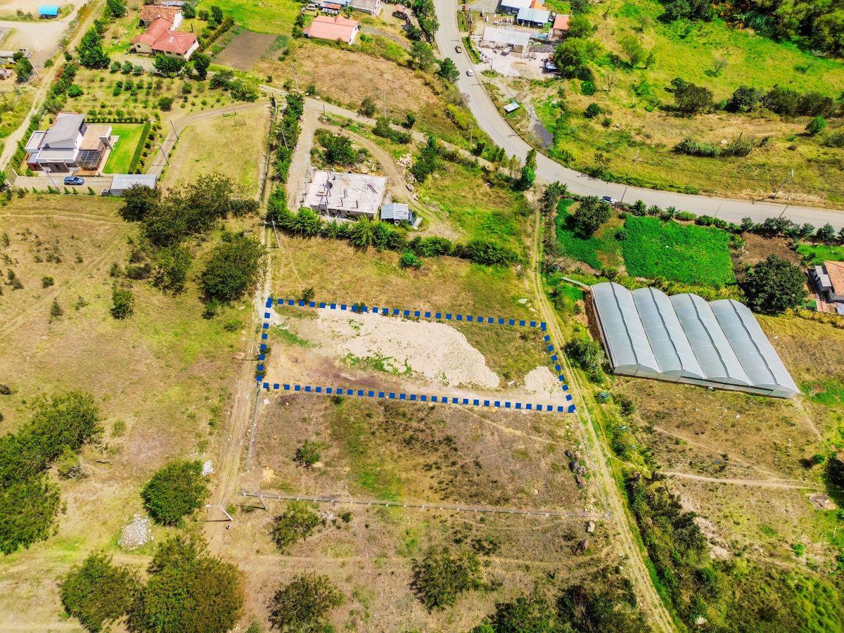 En Venta Terreno de 1432 m² en Chicti, Paute, Azuay — imagen 4