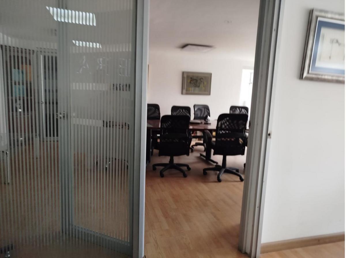La Colon, de Oportunidad Oficina de Venta 150 m² — imagen 7
