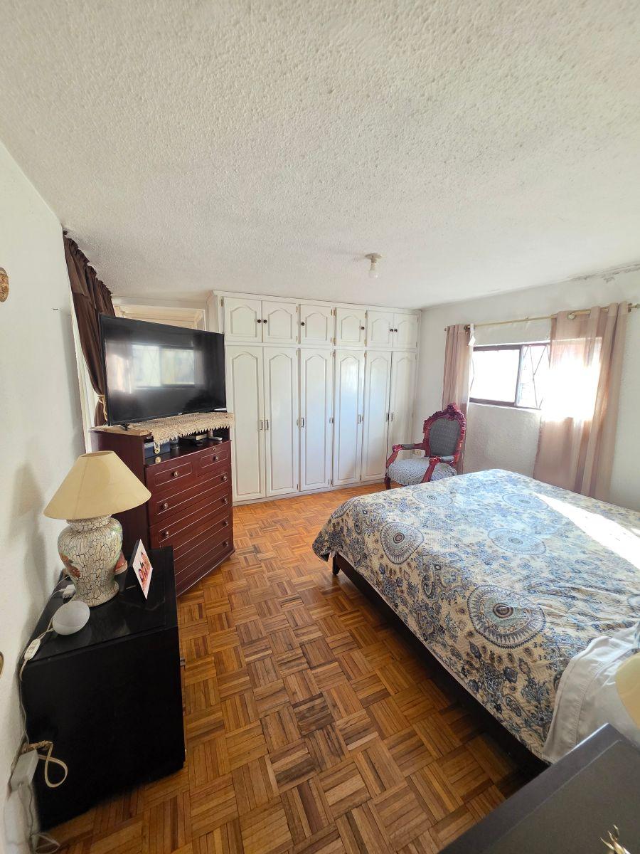 Casa de Venta Al Norte de Quito San Pedro Claver Parque Ingles — imagen 8