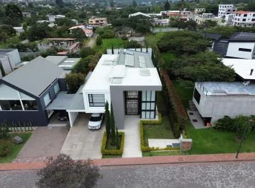 Casa con Piscina de Venta en Tumbaco — imagen 4