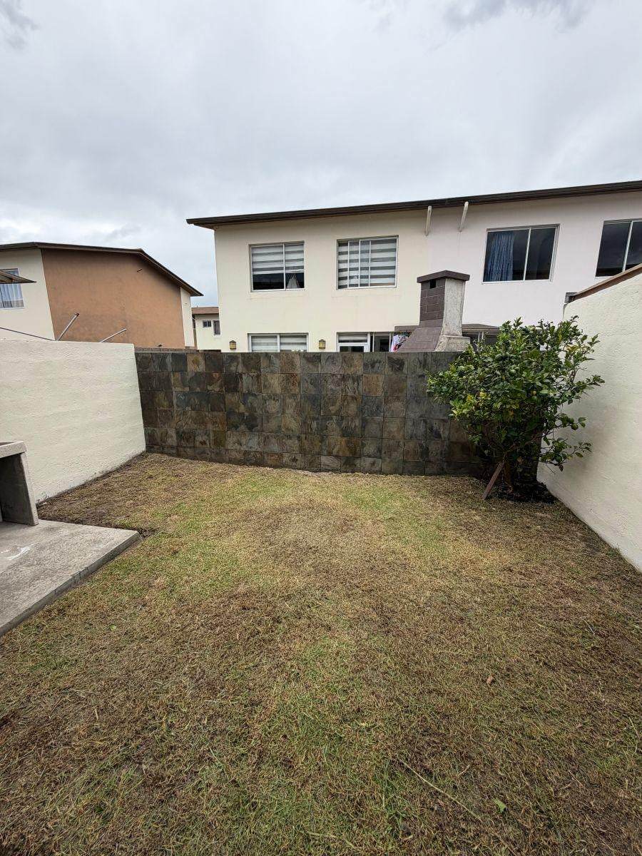 Hermosa Casa de Venta Sector Calderon — imagen 4