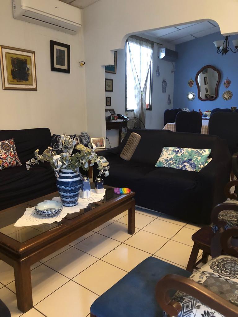 Casa con Uso Comercial en Urdesa Norte en Av Principal, Guayas — imagen 9