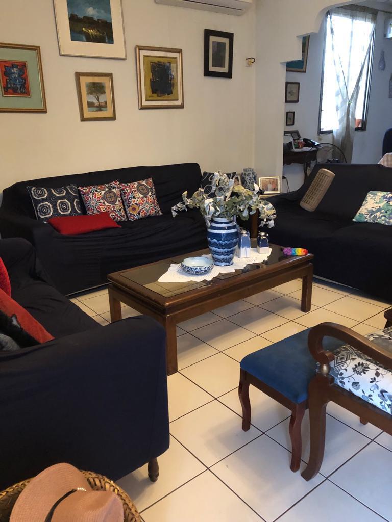 Casa con Uso Comercial en Urdesa Norte en Av Principal, Guayas — imagen 8