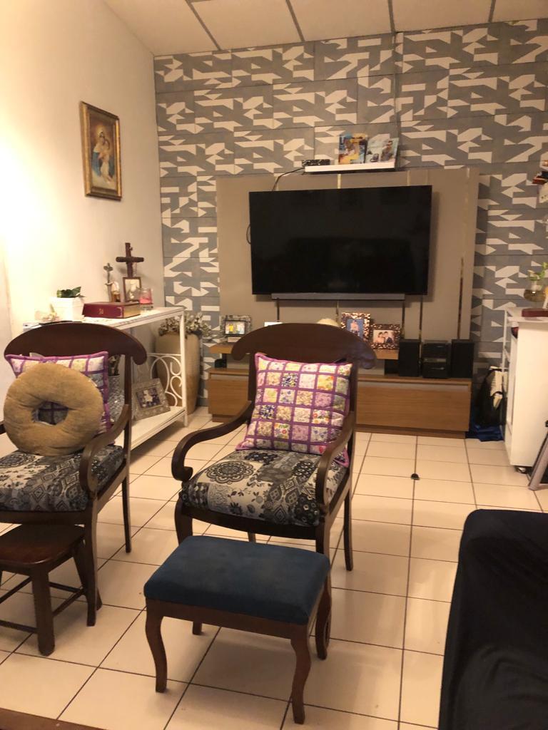 Casa con Uso Comercial en Urdesa Norte en Av Principal, Guayas — imagen 7
