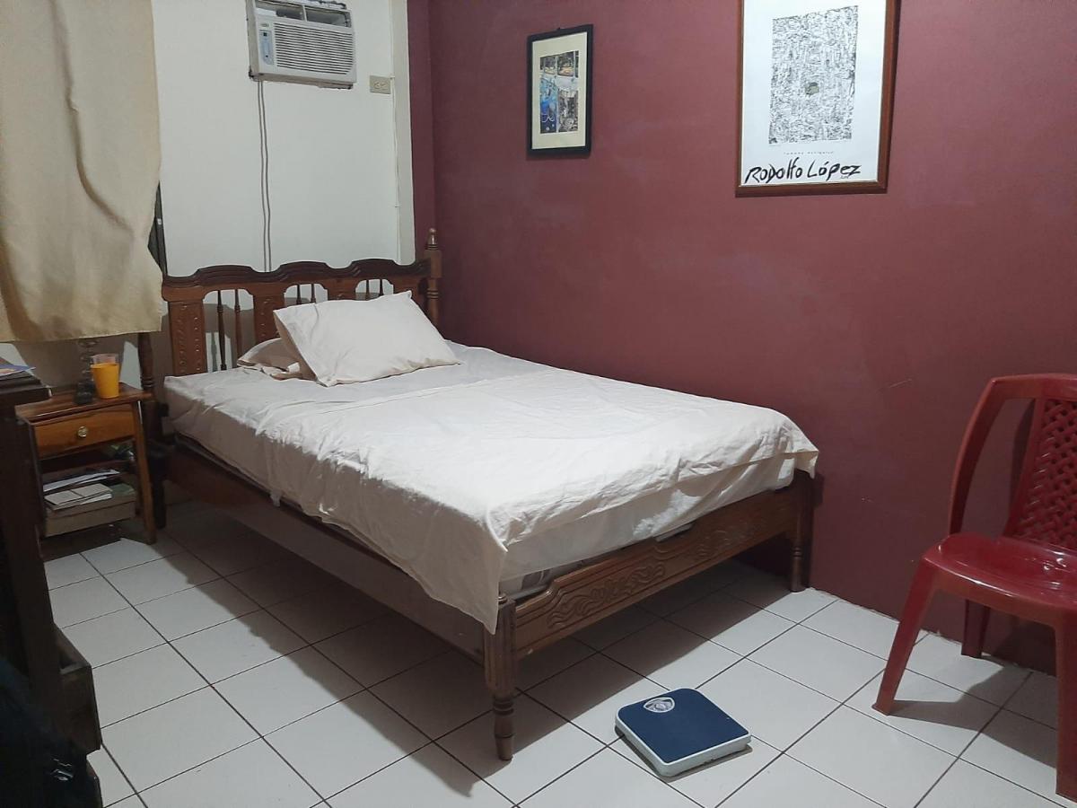Casa con Uso Comercial en Urdesa Norte en Av Principal, Guayas — imagen 3