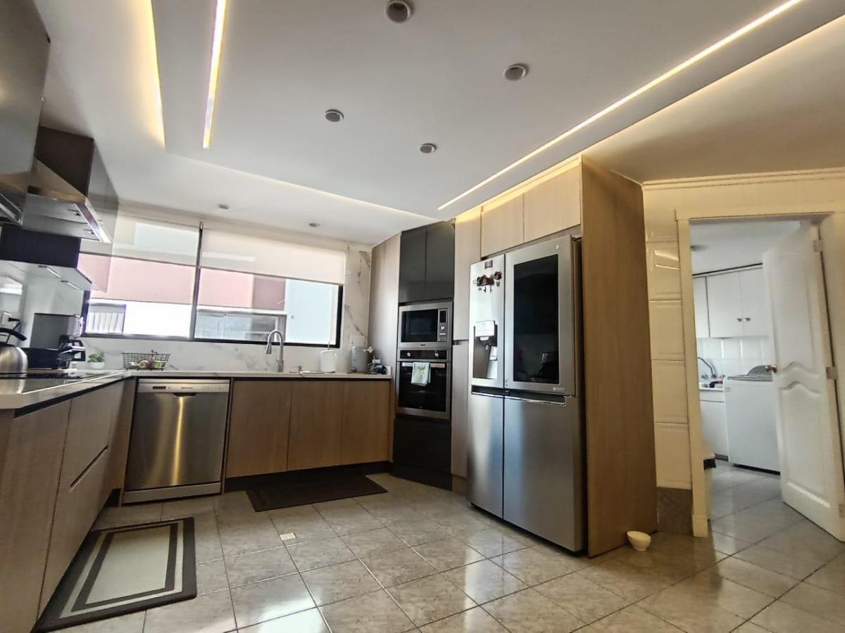 Departamento de Lujo Remodelado | 321 m² Totales | Terraza con Pérgola | El Bosque — imagen 9