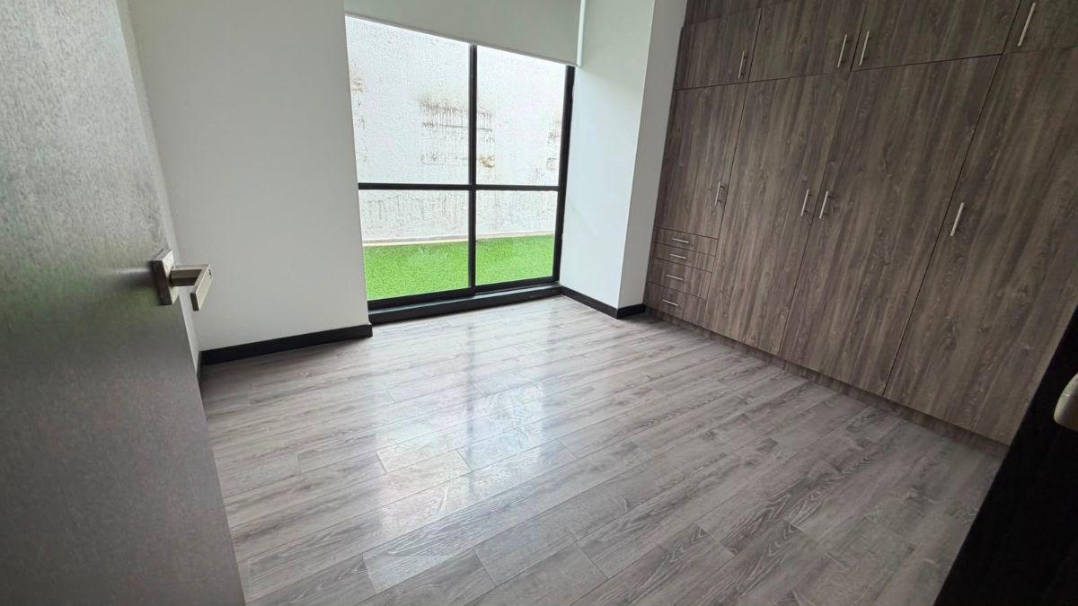 Departamento en Venta con Patio Privado en Bellavista Alto – Quito | 2 Dorm. Acabados Premium — imagen 2