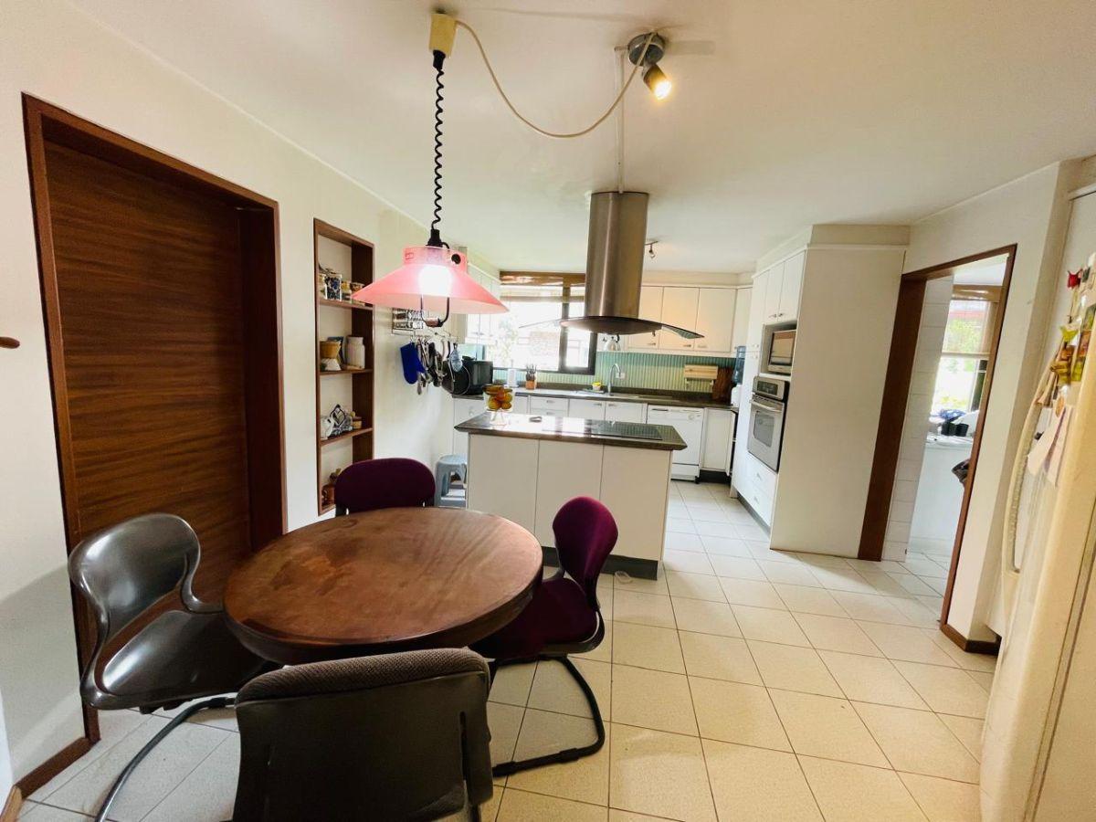 Departamento de 268 m² con 3 Habitaciones en Venta en La Coruña — imagen 2