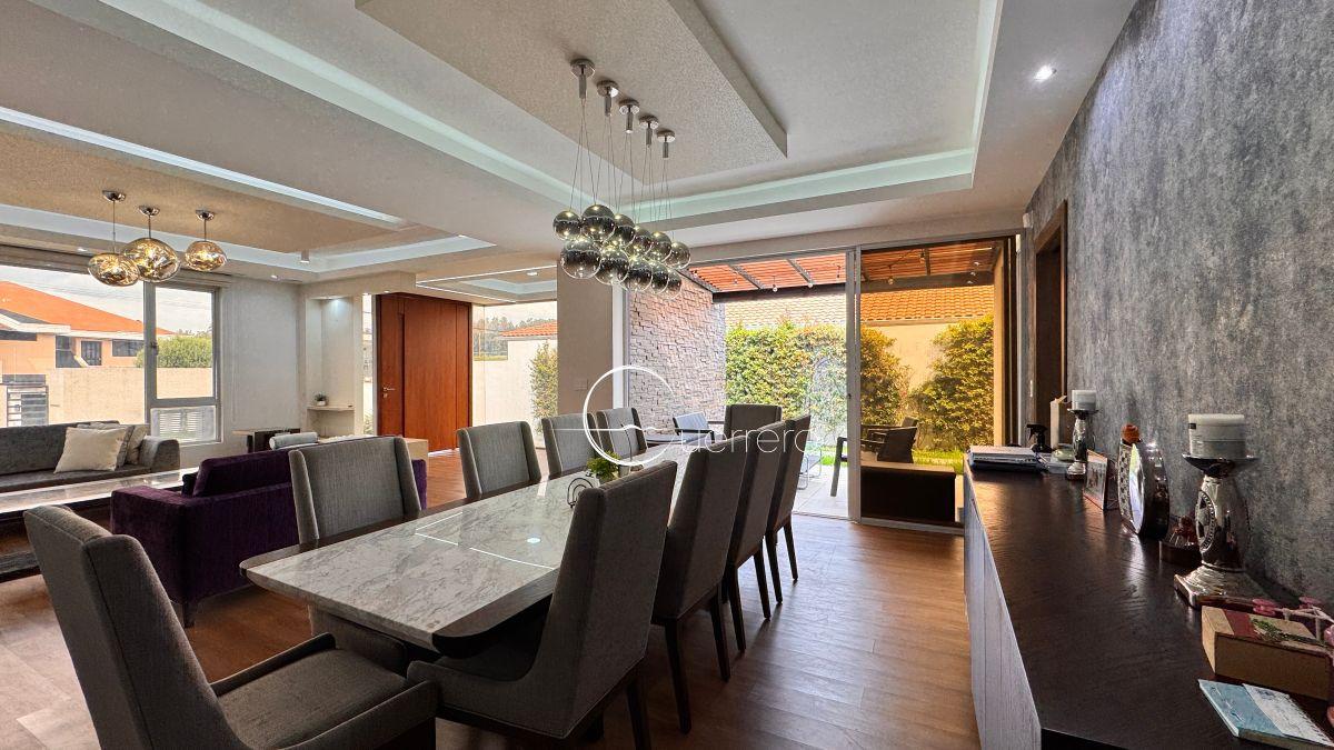 En Venta Espectacular Casa de Lujo (1 Sola Planta) con Gran Jardin, Club Los Chillos — imagen 8
