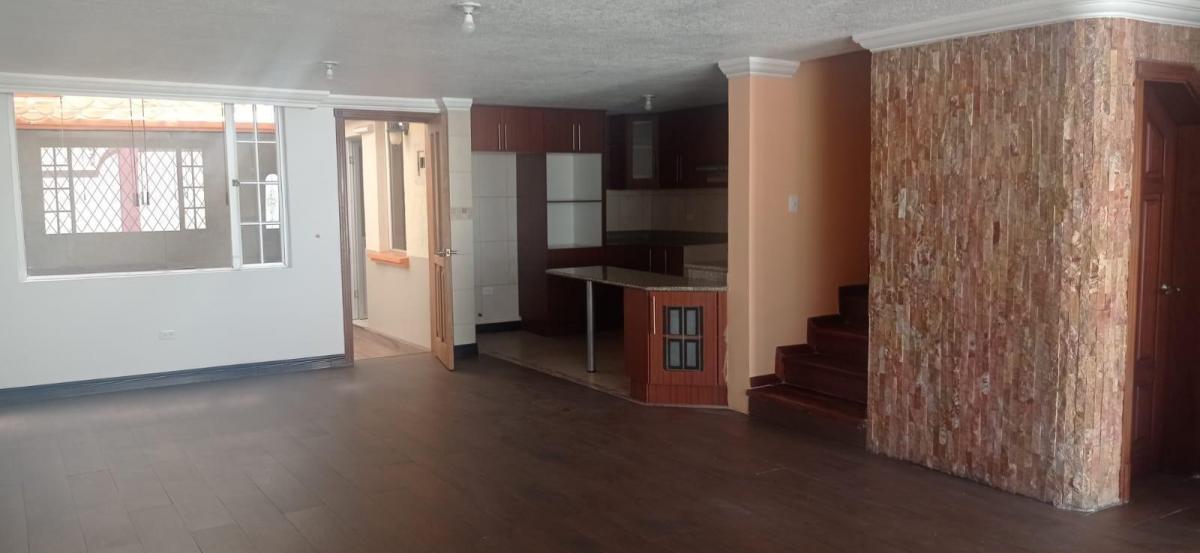 Se Vende Amplia Casa en Carcelen Industrial — imagen 8