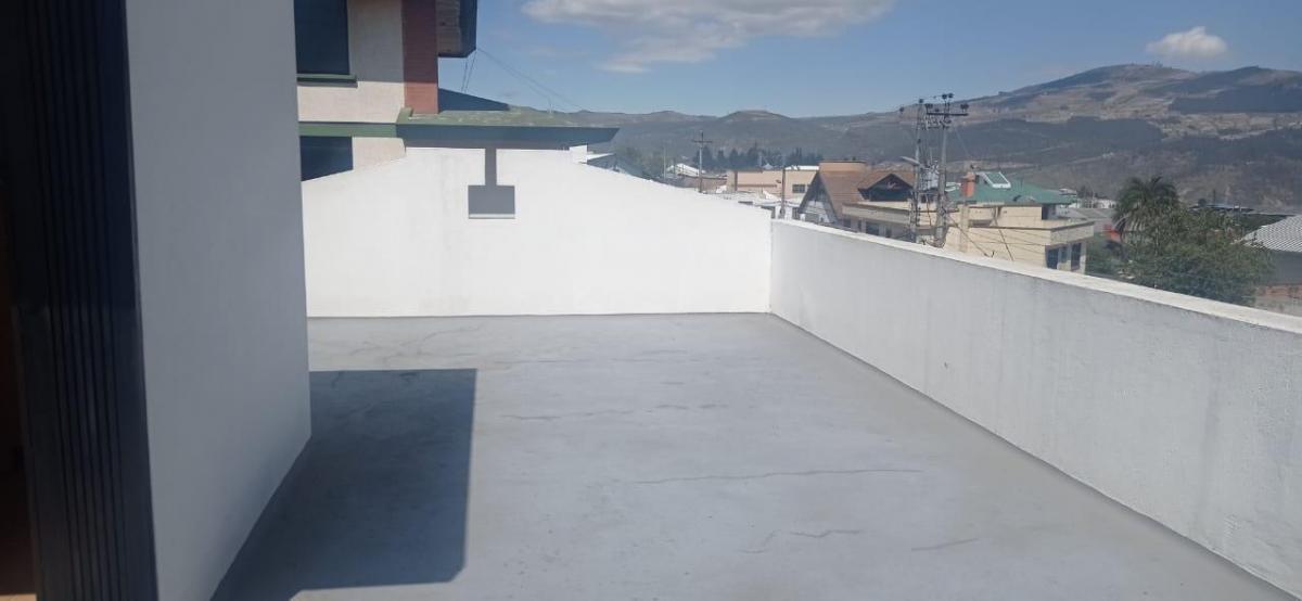 Se Vende Amplia Casa en Carcelen Industrial — imagen 6