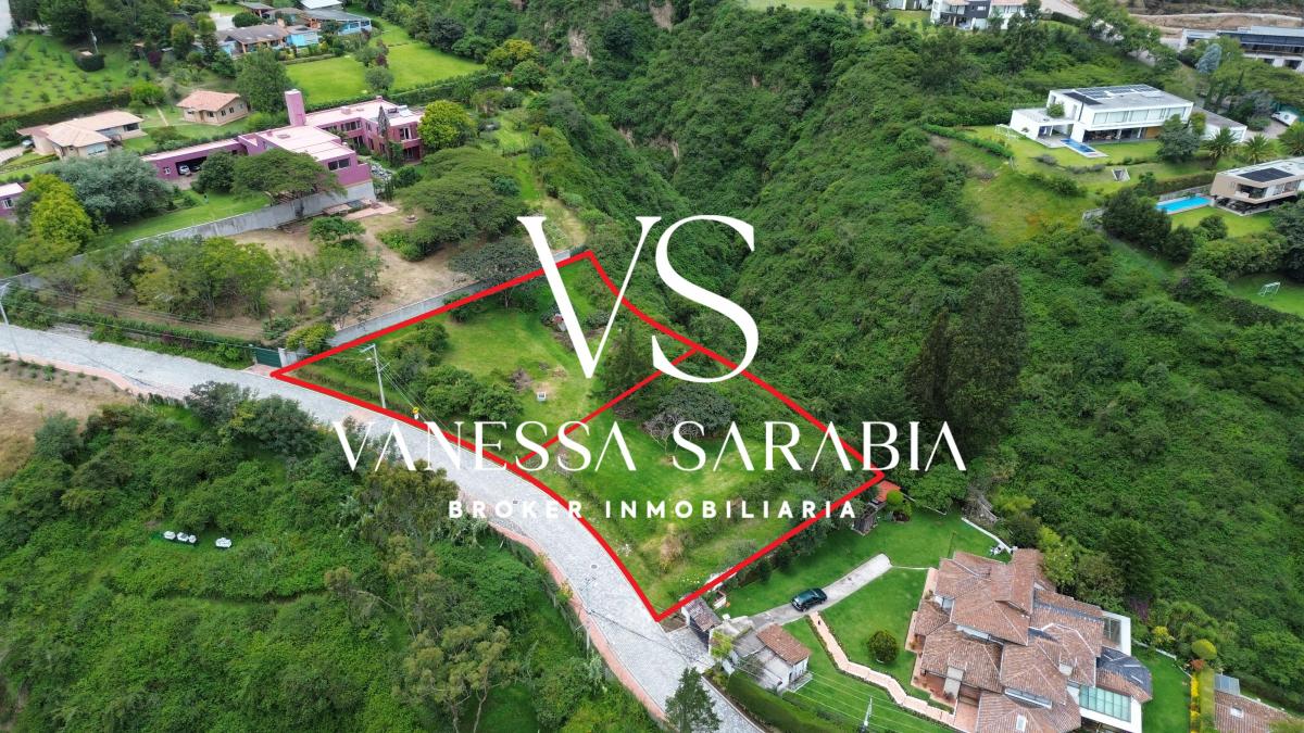 Vendo 2 Terrenos Dentro de Exclusiva Urbanización en Tumbaco, Quito - Ecuador — imagen 2