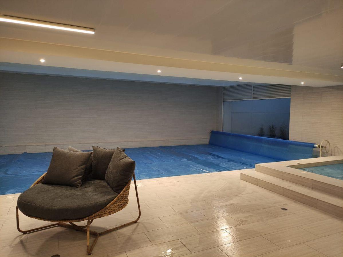 Estudio en Renta Amoblado con Parqueadero Edificio con Piscina — imagen 6