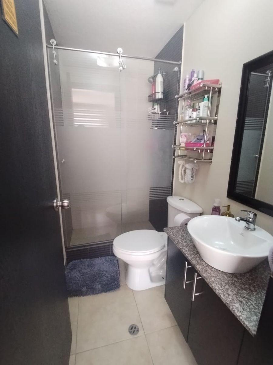 En Venta Casa Pomasqui, Mitad del Mundo a 5 Minutos de Cemexpo — imagen 2